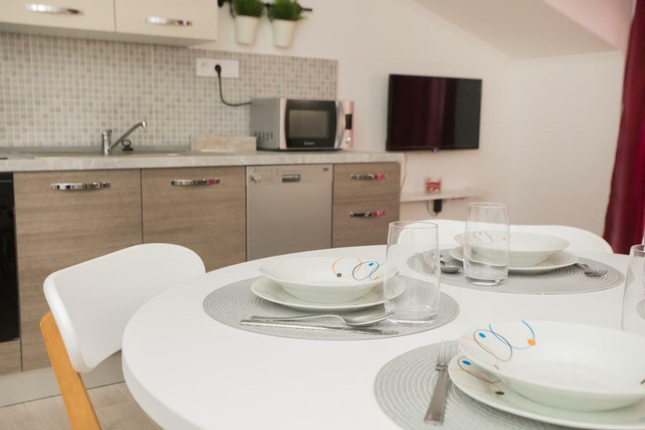 Apartments Tonka Szybenik Zewnętrze zdjęcie