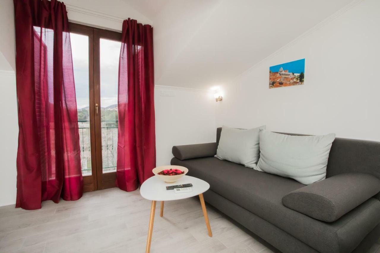 Apartments Tonka Szybenik Zewnętrze zdjęcie