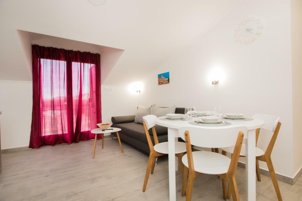Apartments Tonka Szybenik Zewnętrze zdjęcie